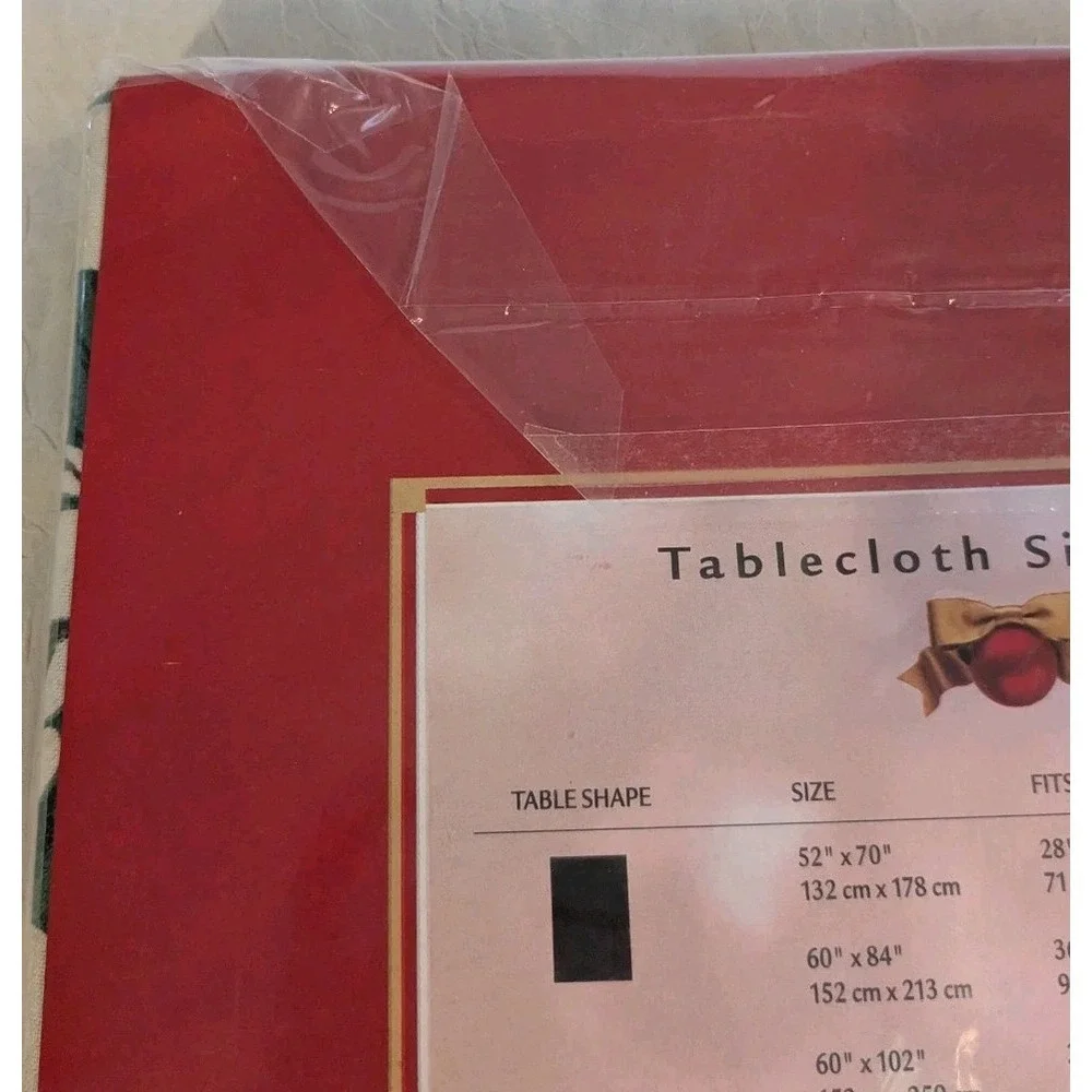NOS Tablecloth Christmas 90s Cardinals Oval Audubon Cotton 60x84 Fabric Festive
